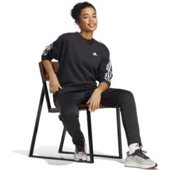 Adidas Essentials 3-Stripes Sweatshirt Damen 9 Adidas Essentials 3-Stripes Sweatshirt Damen -Sport 2000 Geschaft adidas ic8766 ic8766 model10