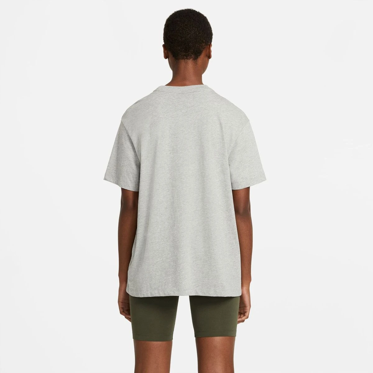 Nike Sportswear Essential Boyfriend Damen T-Shirt 4 Nike Sportswear Essential Boyfriend Damen T-Shirt – Bild 4