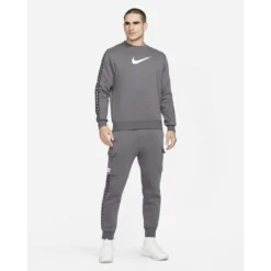 Nike Sportswear Herren Sweatshirt -Sport 2000 Geschaft nike dm4679 068 model5