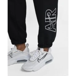 Nike Air Damen Jogginghose -Sport 2000 Geschaft nike dm6061 010 model4